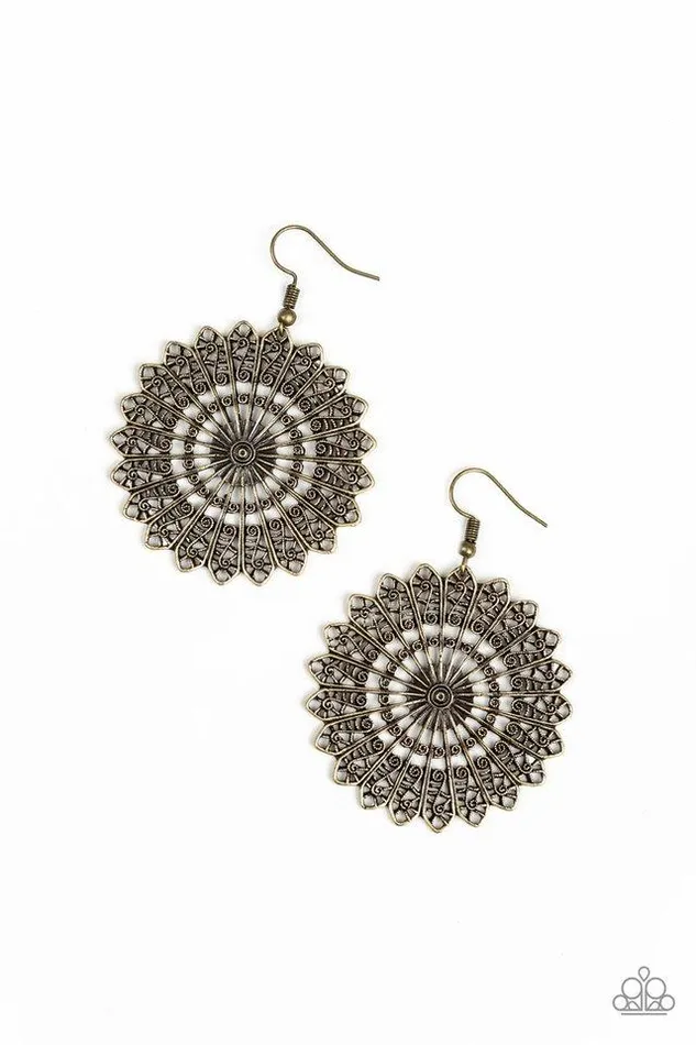 Paparazzi Earring Globetrotting Guru Brass Paparazzi Jewelry Earrings
