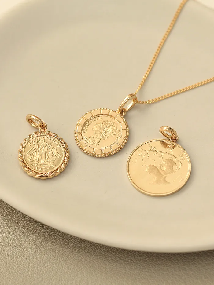 MinimalBijoux 14K Gold Coin Necklace Pendant Necklaces