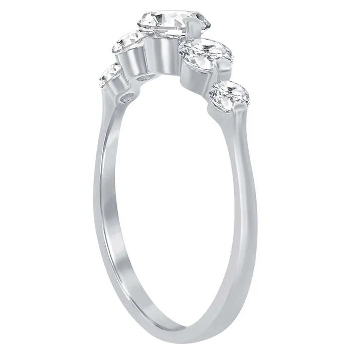 Classic Rings Classic Womens Silver Graduating Round CZ Ring W2266