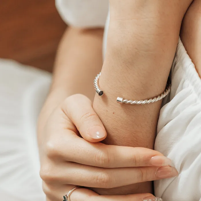 closebymejewelry Cable Cuff Cremation Bracelet in Sterling Silver Bracelets