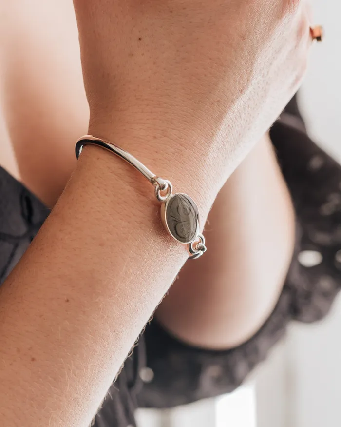 Oval Bangle Clasp Cremation Bracelet in 14K Rose Gold closebymejewelry Bracelets