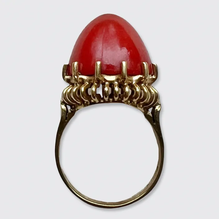 Rings 21stfinds Vintage Coral Cabochon Ring Rings 21stfinds Vintage Coral Cabochon Ring