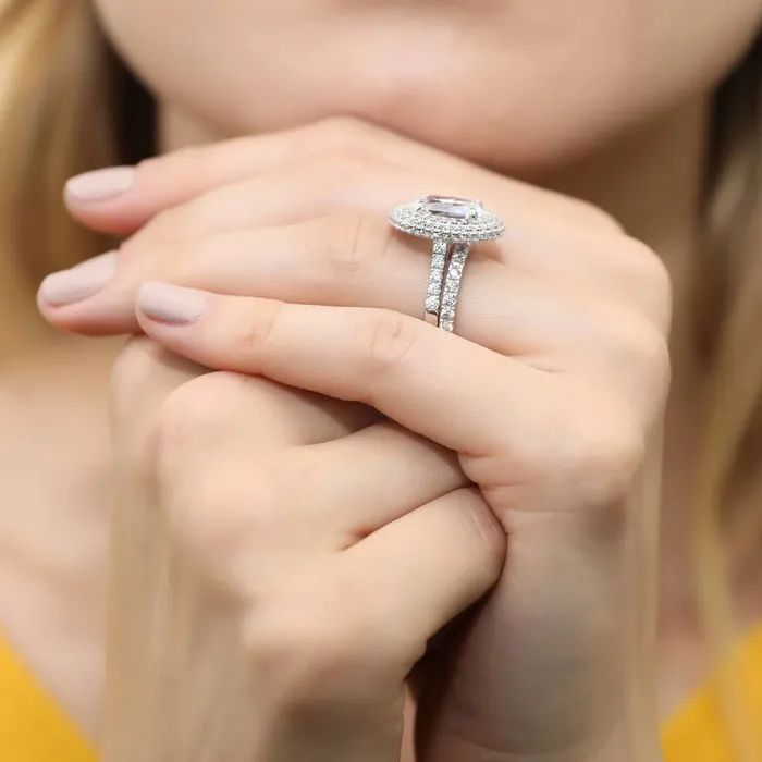 BERRICLE Rings Halo Oval CZ Ring Set in Sterling Silver