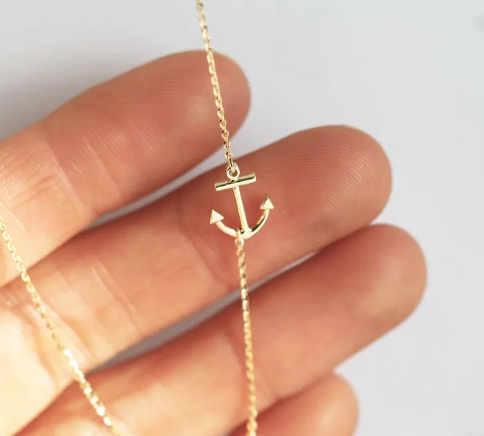 Capucinne Necklaces Gold Sideways Anchor Necklace
