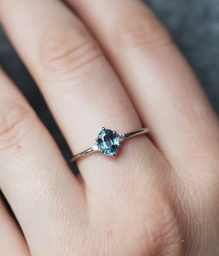 Capucinne Rings Larisa Sapphire Diamond Ring