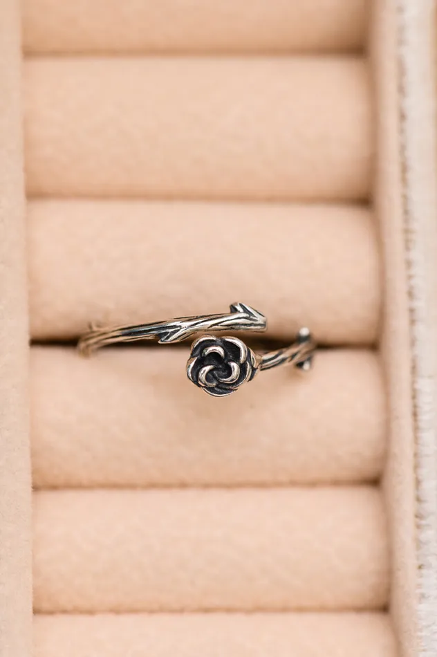 Rings Ave Shops Wrapped In A Rose Ring